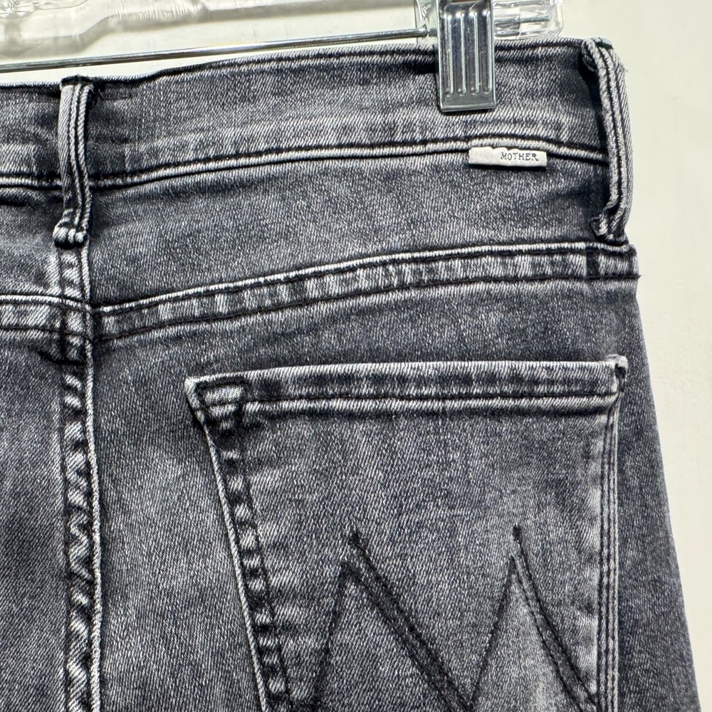 Mother the weekender Women's Gray/black Jeans sz 26 - Picture 9 of 9